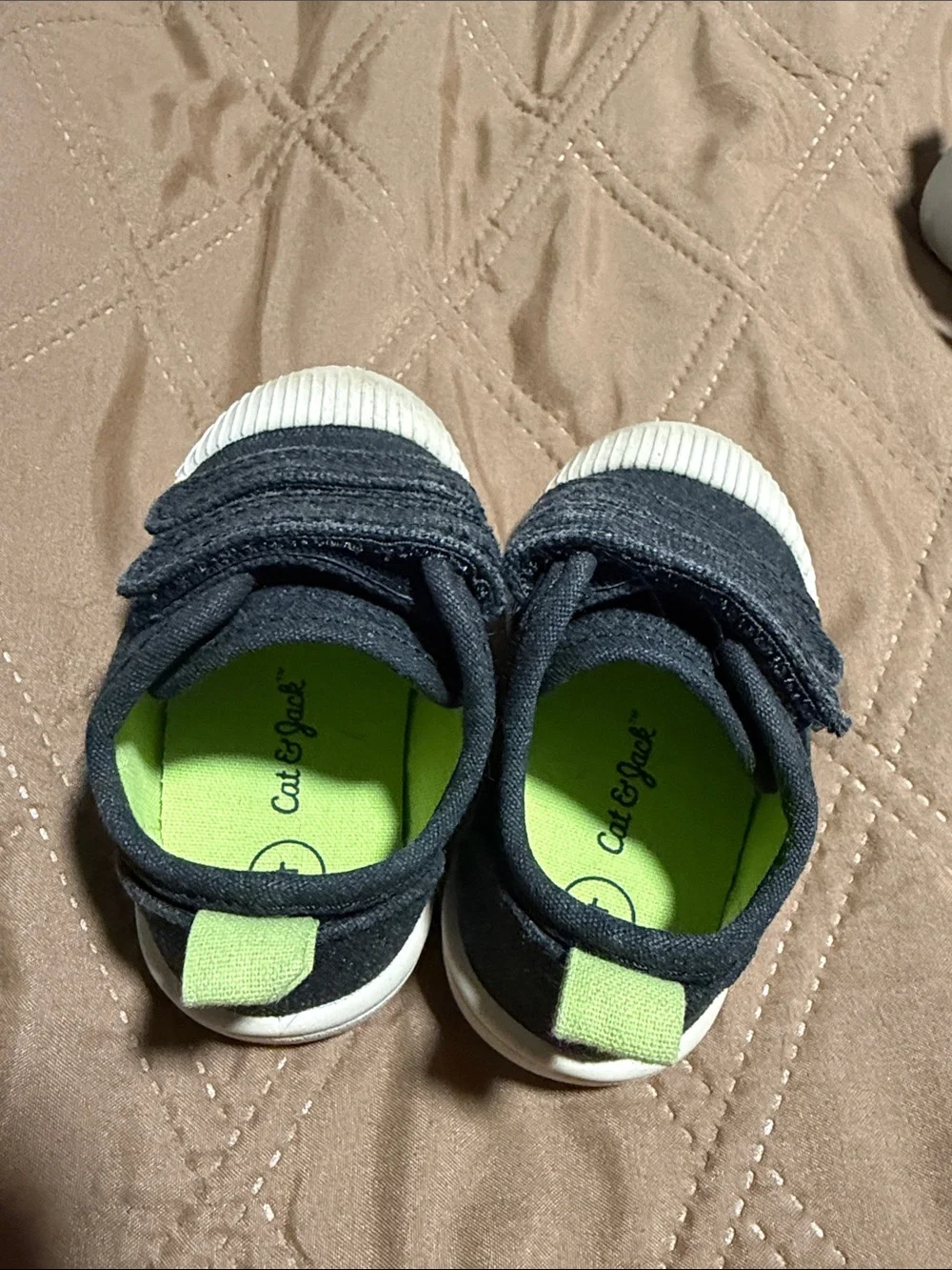 Bundle- Toddler Sneakers size 4